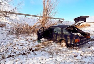 Смертельна ДТП на Прикарпатті: автомобіль злетів з траси (ФОТО)