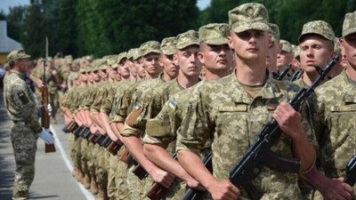 В Україні збільшать граничний вік для прийняття на військову службу за контрактом