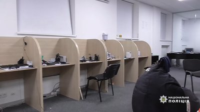 В Україні посилять відповідальність за організацію шахрайських кол-центрів