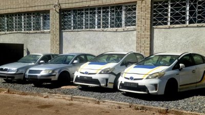 Учні львівського училища навчатимуться автослюсарській справі на старих автівках патрульної поліції