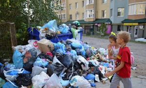 У міській раді переконують, що динаміка щодо вивезення ТПВ з міста покращилась: вивезено на 40 тонн більше, ніж в добу продукує місто