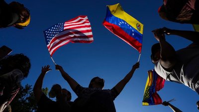 Операція Трампа у Венесуелі - палиця з двома кінцями для України та росії, - Le Monde