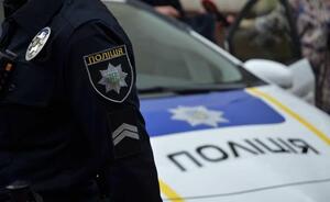 Поліцейські розшукали зниклу 14-річну дівчину у закинутій будівлі (фото)