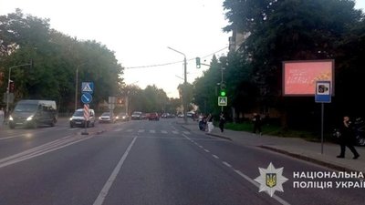 У Львові юнак збив автомобілем пенсіонерку і залишивши жінку на дорозі втік (ФОТО)