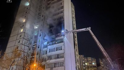 Зеленський: Росія випустила близько тисячі ударних дронів за тиждень