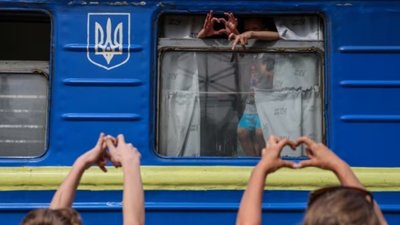 У МОН пояснили, чому 16-17-річні українці виїжджають за кордон, а 18-19-річні повертаються