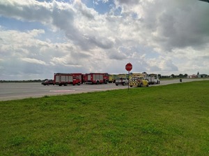 У львівському аеропорту літак здійснив аварійну посадку