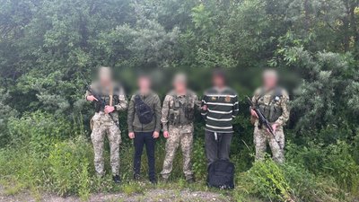 Львівські прикордонники затримали 26-річного мешканця Києва, який втретє спробував незаконно перетнути кордон (ВІДЕО)
