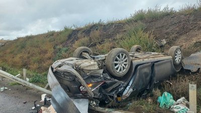 У Львівській області у ДТП перекинувся автомобіль