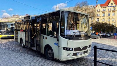 У Львові на Водохреща до Шевченківського гаю курсуватиме автобус № 99