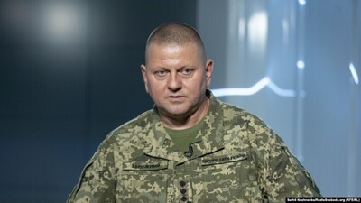 Залужний повідомив, за рахунок чого окупанти утримують позиції