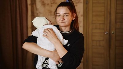 У ДТП на Харківщині загинула жінка, яка вагітною втратила чоловіка та трьох дітей через російський удар