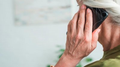 У Києві 80-річна пенсіонерка віддала шахраям 362 тисячі грн «на лікування сина»