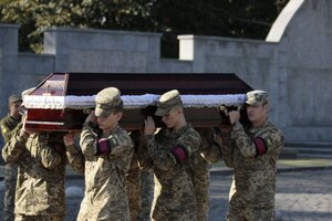 Львів попрощався з загиблими військовослужбовцями Юрієм Петрівим та Віталієм Казаковим (ФОТО, ВІДЕО)