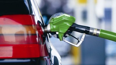Дизель та бензин в Україні трохи здешевшають незабаром