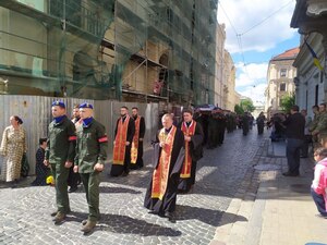 Львів’яни провели в останню дорогу загиблих військових (ФОТО, ВІДЕО)