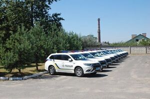 Поліцейські Львівщини отримали 10 нових автомобілів «Mitsubishi Outlander PHEV» (фото)