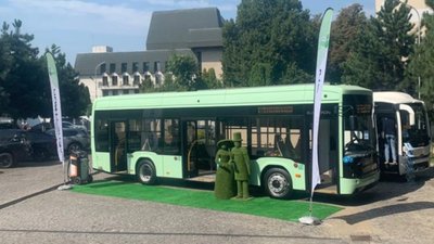 У Львові представили сучасний електробус для міста