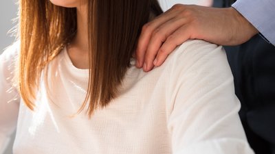 Суд у Львові вперше виніс покарання за сексуальне домагання неповнолітньої