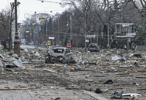 На Херсонщині росіяни відкрили вогонь по колоні людей: є загиблі та поранені