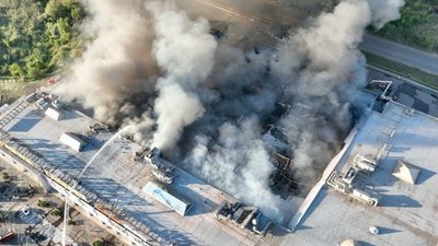 У Кривому Розі росіяни вдарили по ТЦ, багато загиблих та поранених