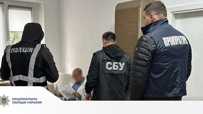 Посадовець лікарні на Львівщині вимагав 2,5 тисячі доларів за продовження інвалідності (ФОТО)