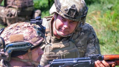 Наєв: «Жодна позиція не варта людського життя»