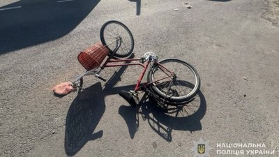 У Львівській області в автопригоді постраждала велосипедистка