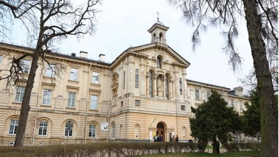 У Львівській обласній психіатричній лікарні реконструювали головний корпус