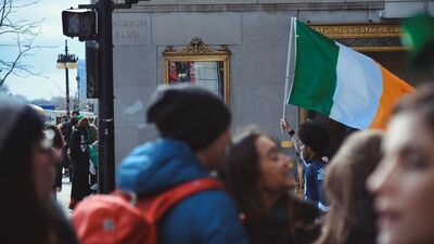 Українці в Ірландії обурилися, що їм потрібно буде платити за власне харчування та прання