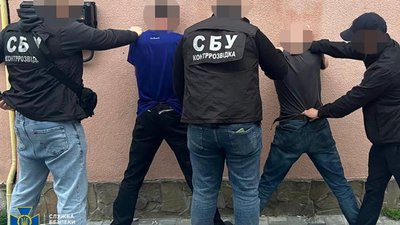 На Львівщині затримано чоловіків, які підірвали вибухівку біля ТЦК