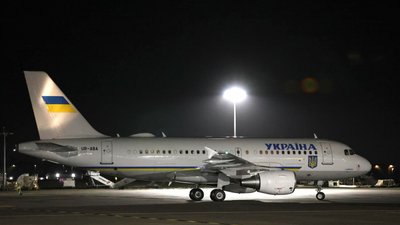 В Ірландії невідомі дрони летіли в напрямку літака Володимира Зеленського