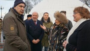 Саакашвілі намагався прорватися у готель "Київ" щоб помитися