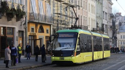 У суботу у Львові трамваї № 1 та № 2 тимчасово курсуватимуть зі змінами