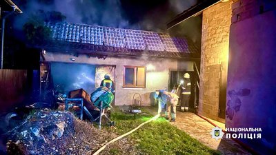 На Прикарпатті чоловік підпалив кухню колишньої тещі