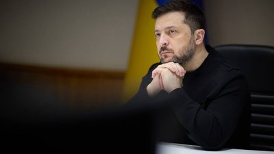Зеленський "не рекомендує" іноземним лідерам бути в Москві на параді
