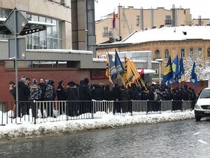 У Львові націоналісти пікетують польське консультво