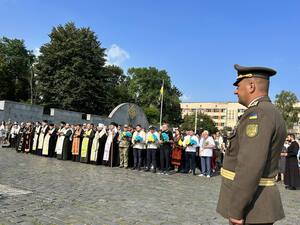 У Львові в  День Незалежності вшановують пам’ять полеглих Героїв України (ВІДЕО, НАЖИВО)