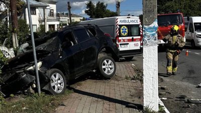 У ДТП на Прикарпатті постраждали троє людей
