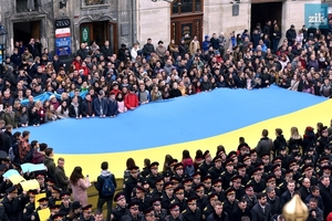 У Львові масово заспівають Державний Гімн