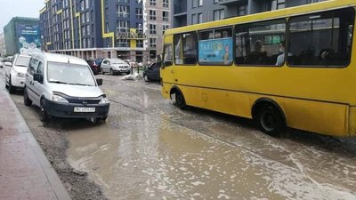 Львівська міська рада викупить приватну будівлю для реконструкції вулиці Залізничної