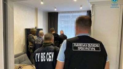 Троє мешканців Рівного організували схему допомоги військовим в ухиленні від служби