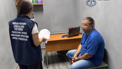 На Київщині 13-річна дівчинка завагітніла від вітчима