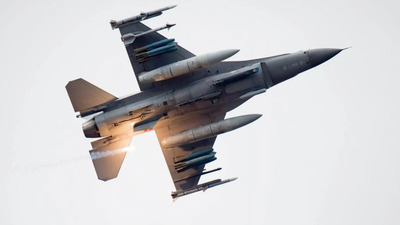 Поява F-16 в Україні матиме вирішальний вплив на полі бою - адмірал НАТО