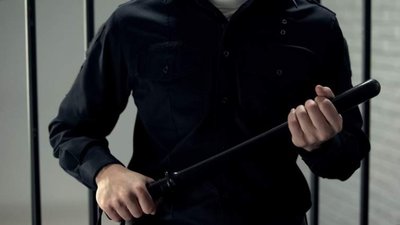 У Вінниці поліцейські катуванням довели чоловіка до клінічної смерті