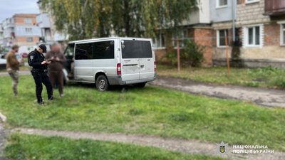 На Львівщині поліція затримала чоловіка, який вчинив напад військовослужбовця ТЦК та стріляв у поліцейського