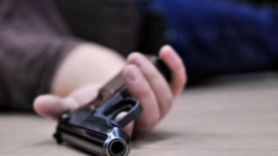 У центрі Чернівців на вулиці застрелився 14-річний хлопець