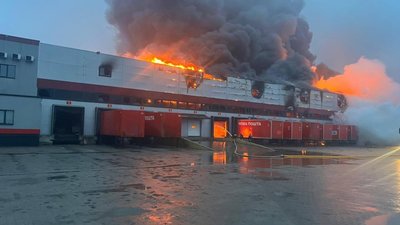 У Луцьку росія знищила термінал Нової пошти