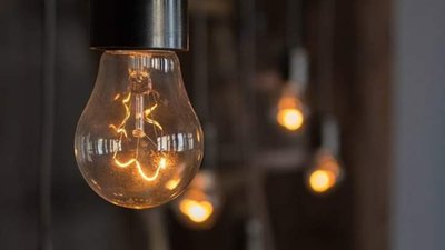 Уряд прийняв низку рішень через ситуацію в енергетиці: освіта, комендантська година, пункти незламності, електроопалення