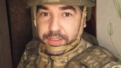 Головнокомандувач ЗСУ нагородив львівського митника «Золотим хрестом»